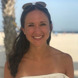 Meet your Posher, Hallie